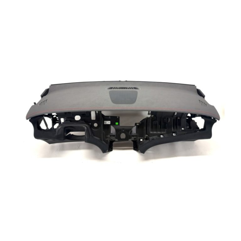 داشبورد-بنز-EQE-SUV-500-اتاق-X294-768x768