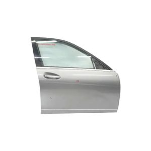 درب جلو راست سمت شاگرد بنز CLA45 اتاق C117